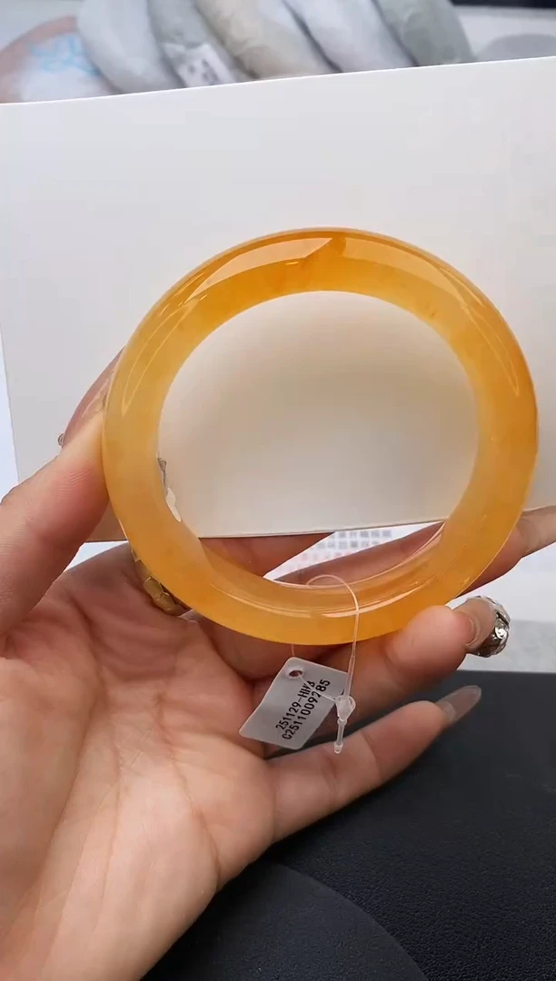 未镶嵌手镯石英质玉w37-HHB59+