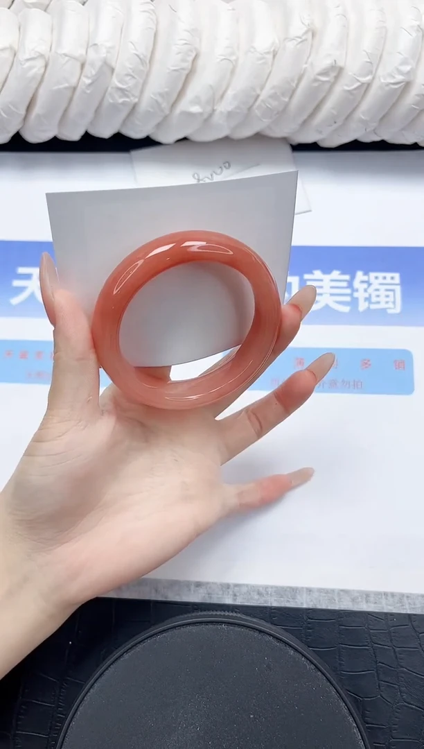 未镶嵌手镯石英质玉87-52