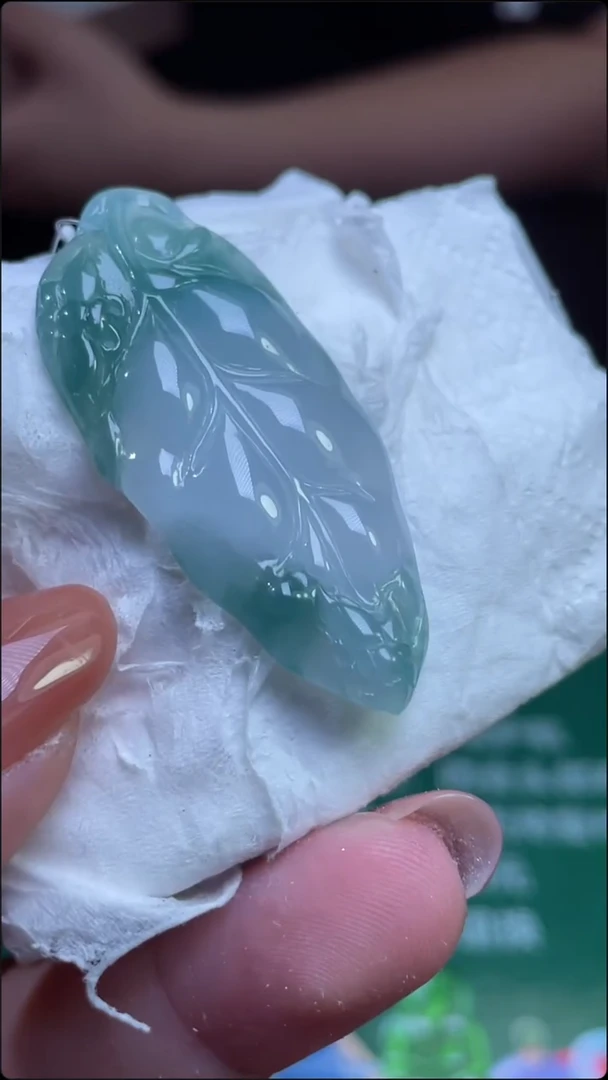 定制翡翠未镶嵌叶子