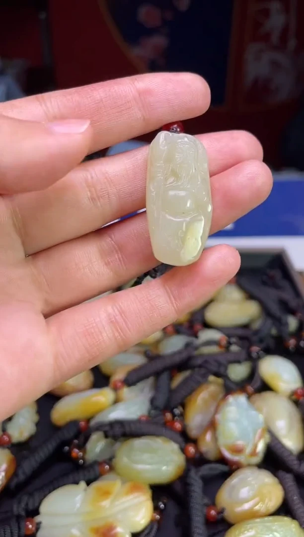 颈饰未镶嵌和田玉123