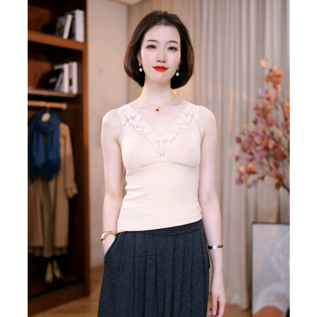 【白小白精选】拉绒水溶蕾丝磨毛秋冬美背自带胸垫秋冬内搭神器6942