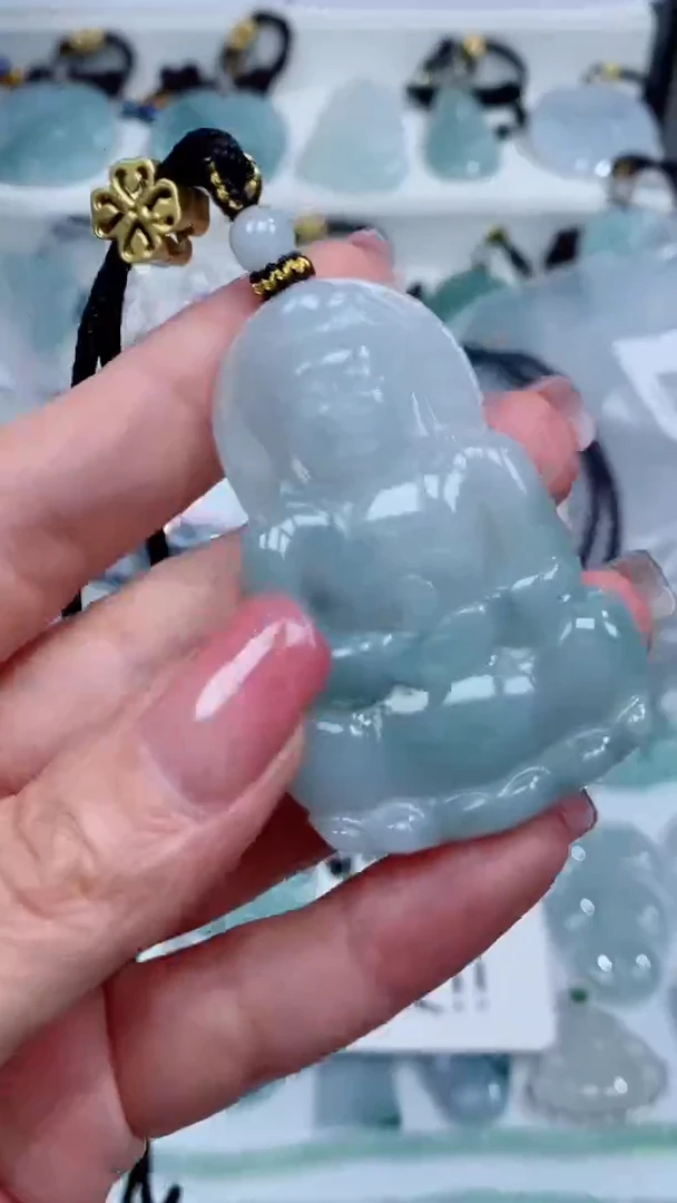 翡翠未镶嵌颈饰吊坠