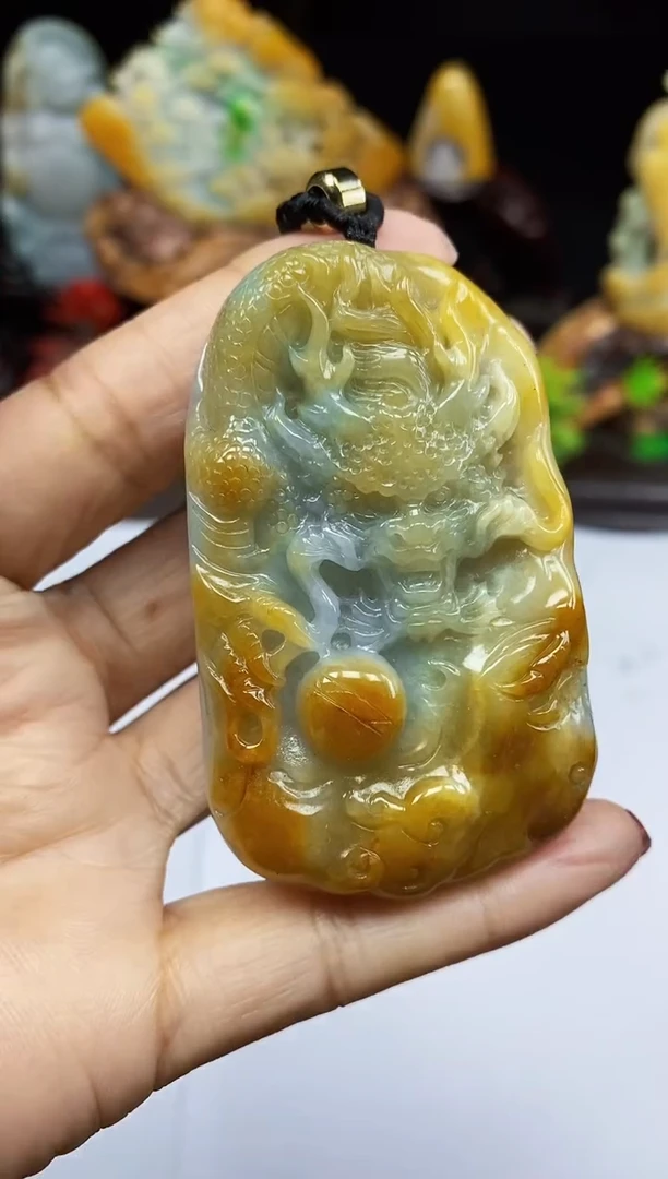 【闪购商品】翡翠颈饰未镶嵌翡翠A货