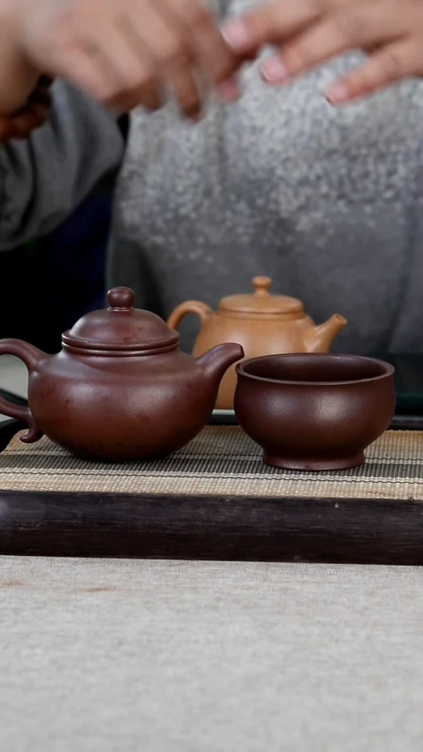 【闪购商品】原矿石红莲子全手