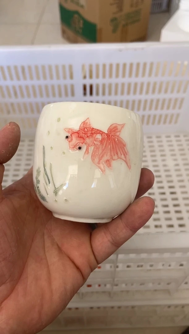 无运费险有瑕疵的摄影的产品有使用过的痕迹有点脏介意勿拍