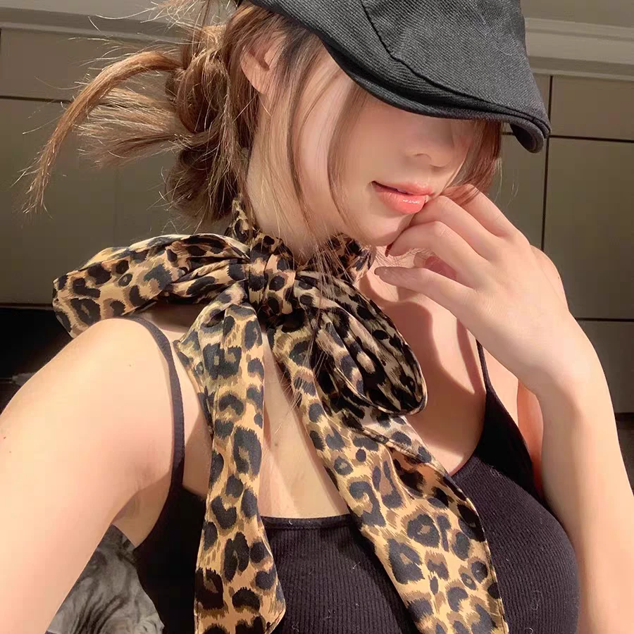 港风千禧辣妹豹纹丝巾女2025春新款氛围感御姐系脖领巾颈饰飘带