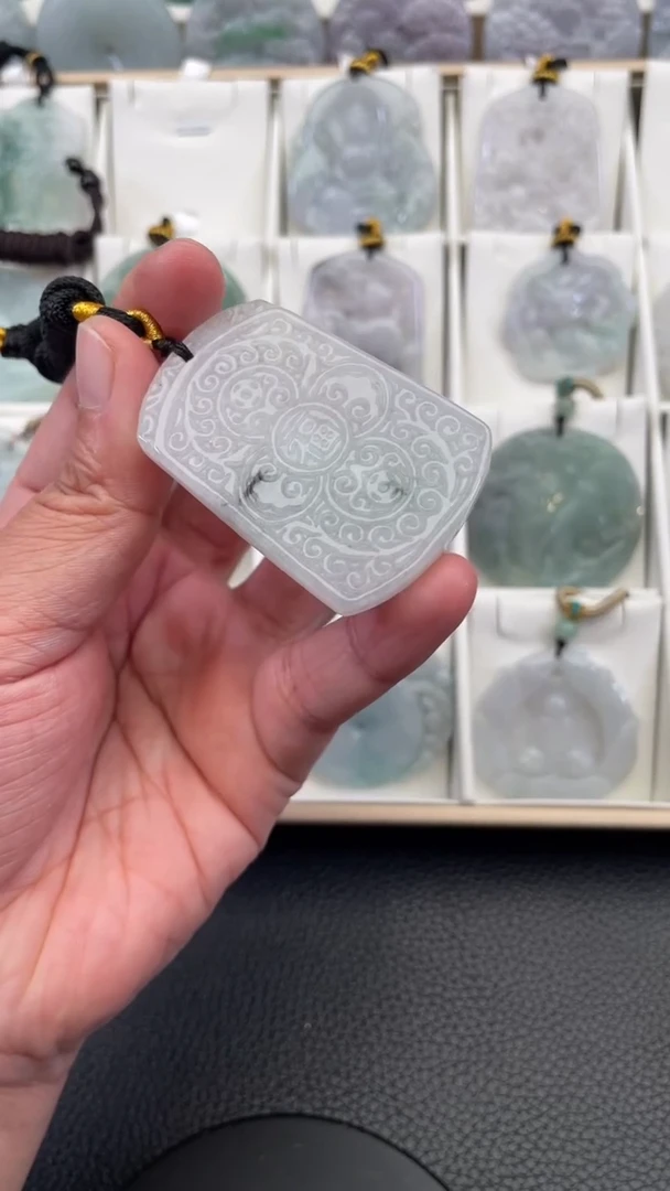 颈饰未镶嵌翡翠天然缅甸翡翠A货307