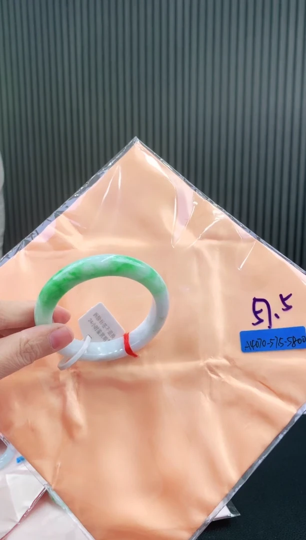 未镶嵌手镯翡翠暖**伴57