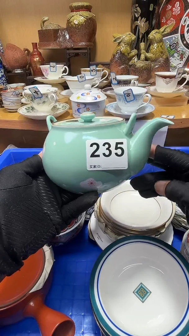 玥**?中古货品默认微瑕