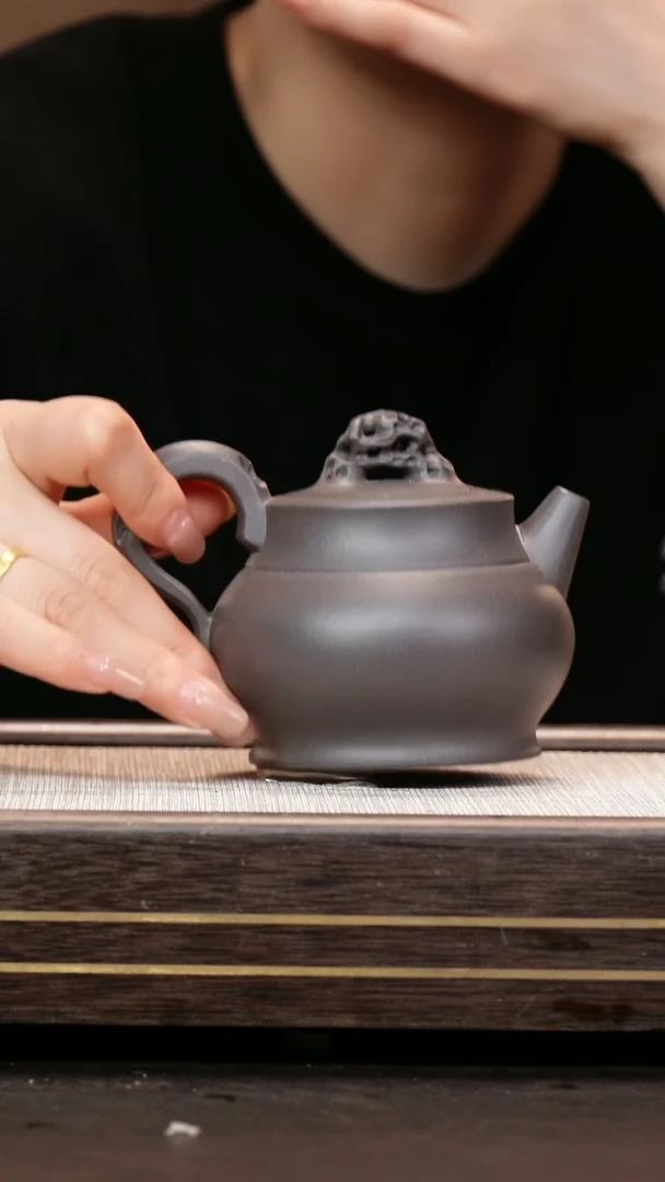 茶壶紫砂天青泥  寻香壶