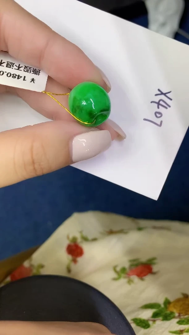 颈饰未镶嵌翡翠缅甸天然翡翠A货