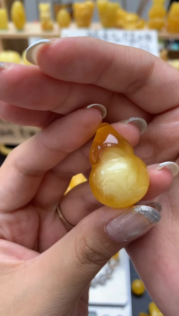 琥珀未镶嵌珠宝奇石027琥珀蜜蜡大瑕疵花粉