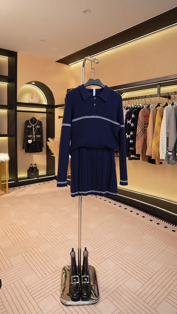 【关关】秋冬百搭套装针织设计师款高定女装时尚 A041