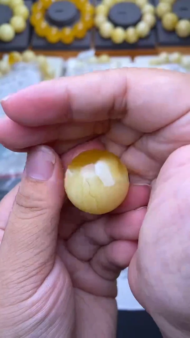 裸石琥珀未镶嵌 星筠珠宝优选72