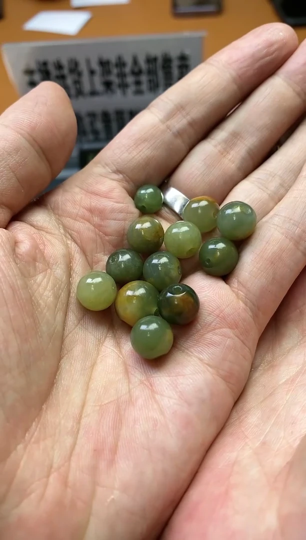 【闪购商品】岫玉其它未镶嵌多样性发货一个