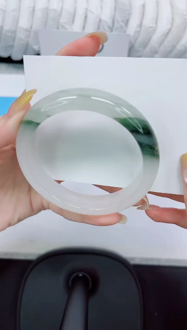 石英质玉手镯未镶嵌637