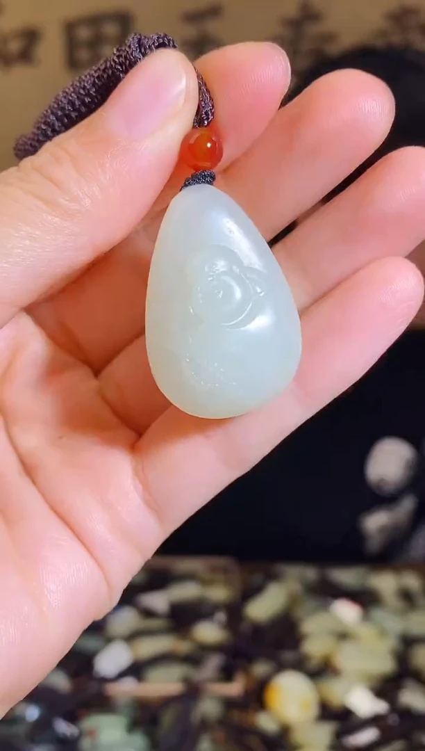 颈饰未镶嵌和田玉1