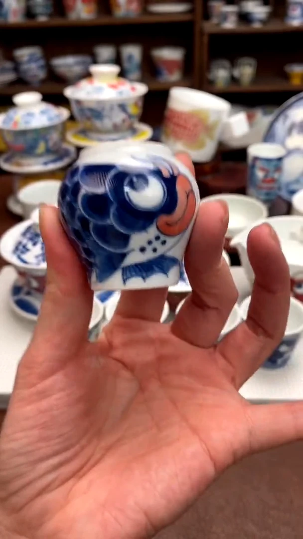 蓝鱼盖置景德镇昨明陶瓷