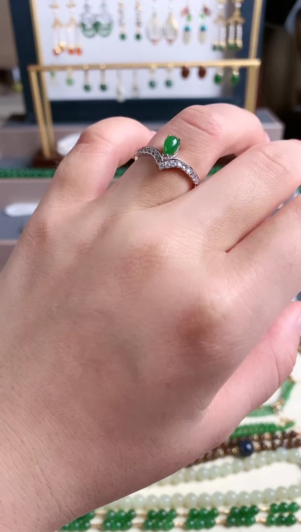 银S925镶嵌戒指和田玉1