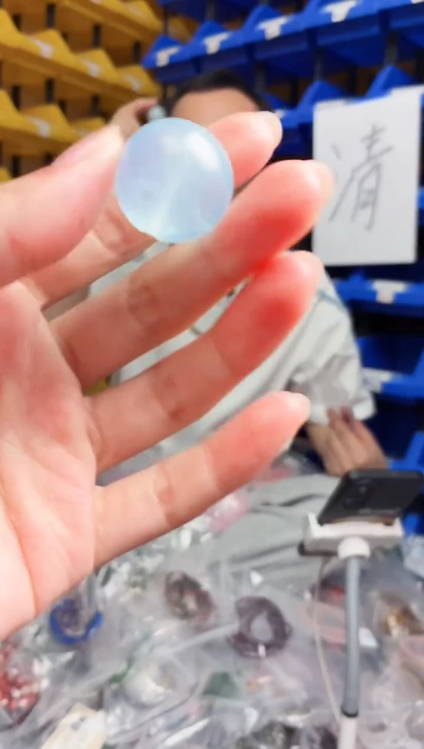 18K金镶嵌颈饰海蓝宝石886