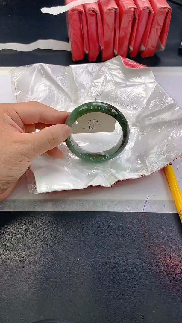 未镶嵌手镯翡翠295