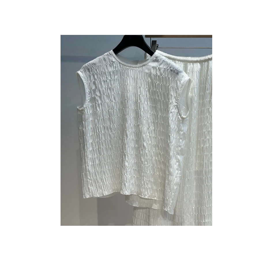 MANGO steen‘s丨泡泡肌理感包肩背心上衣I6245