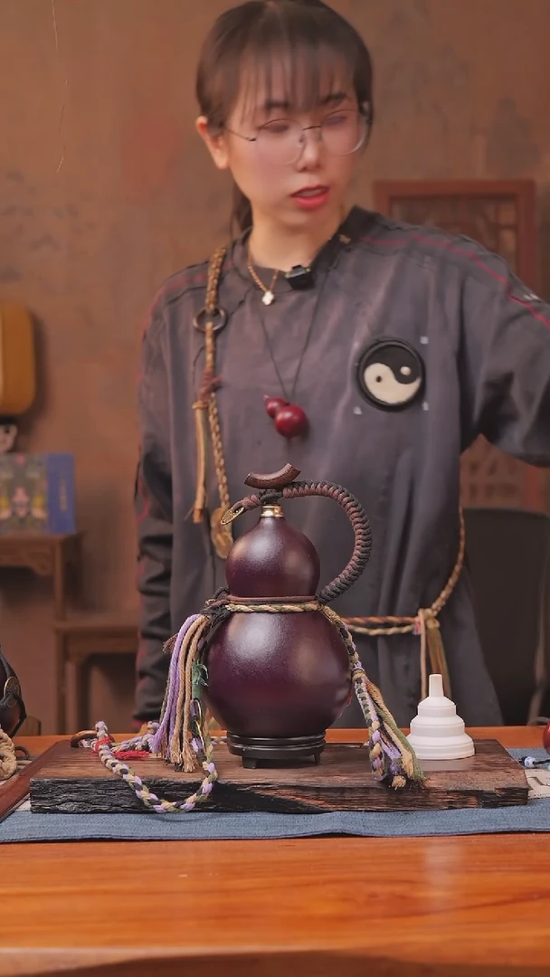 1042号链接精品大漆葫芦现货现发[一物一拍]（600ml）