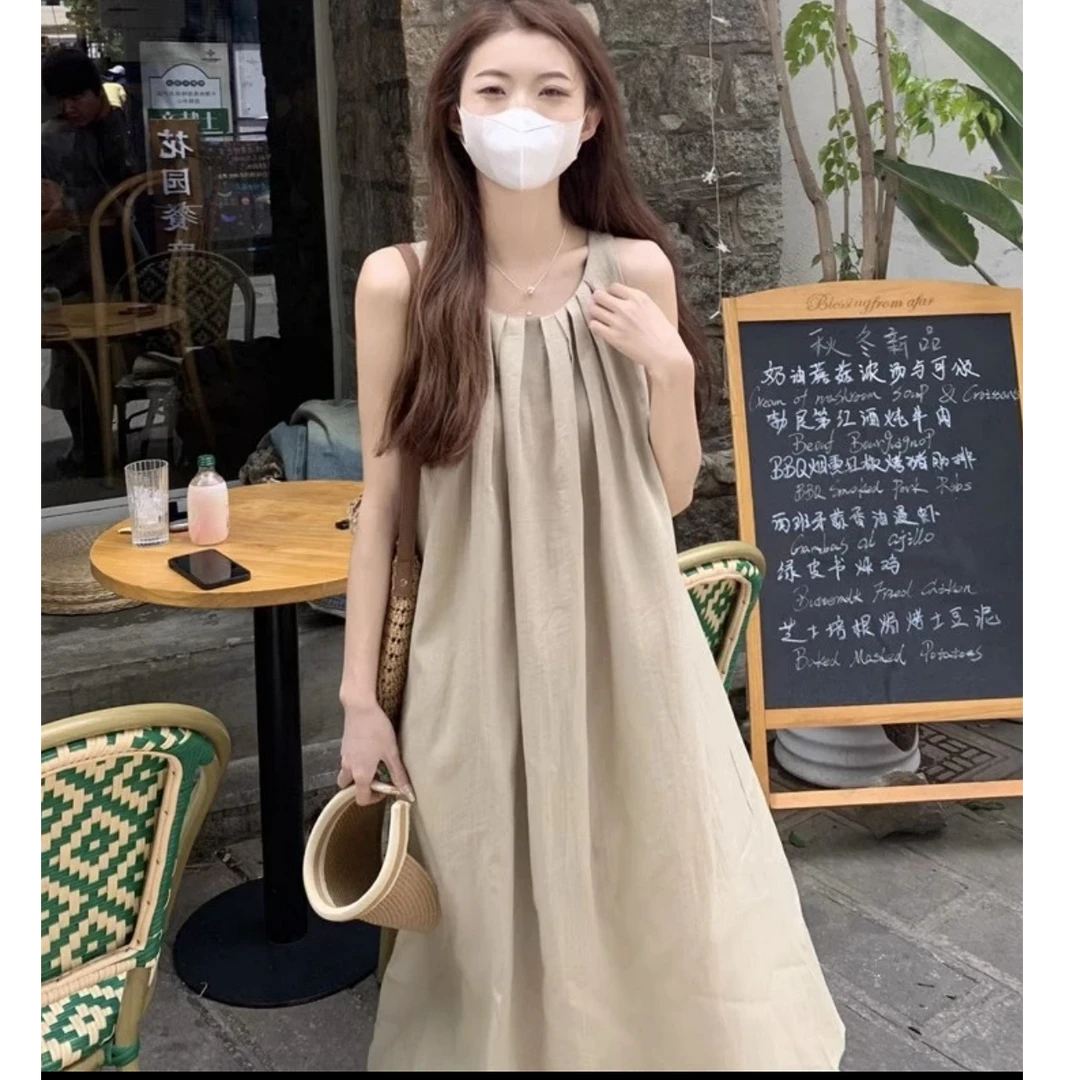 法式无袖挂脖连衣裙子夏季气质小个子高级感宽松休闲显瘦长裙女装