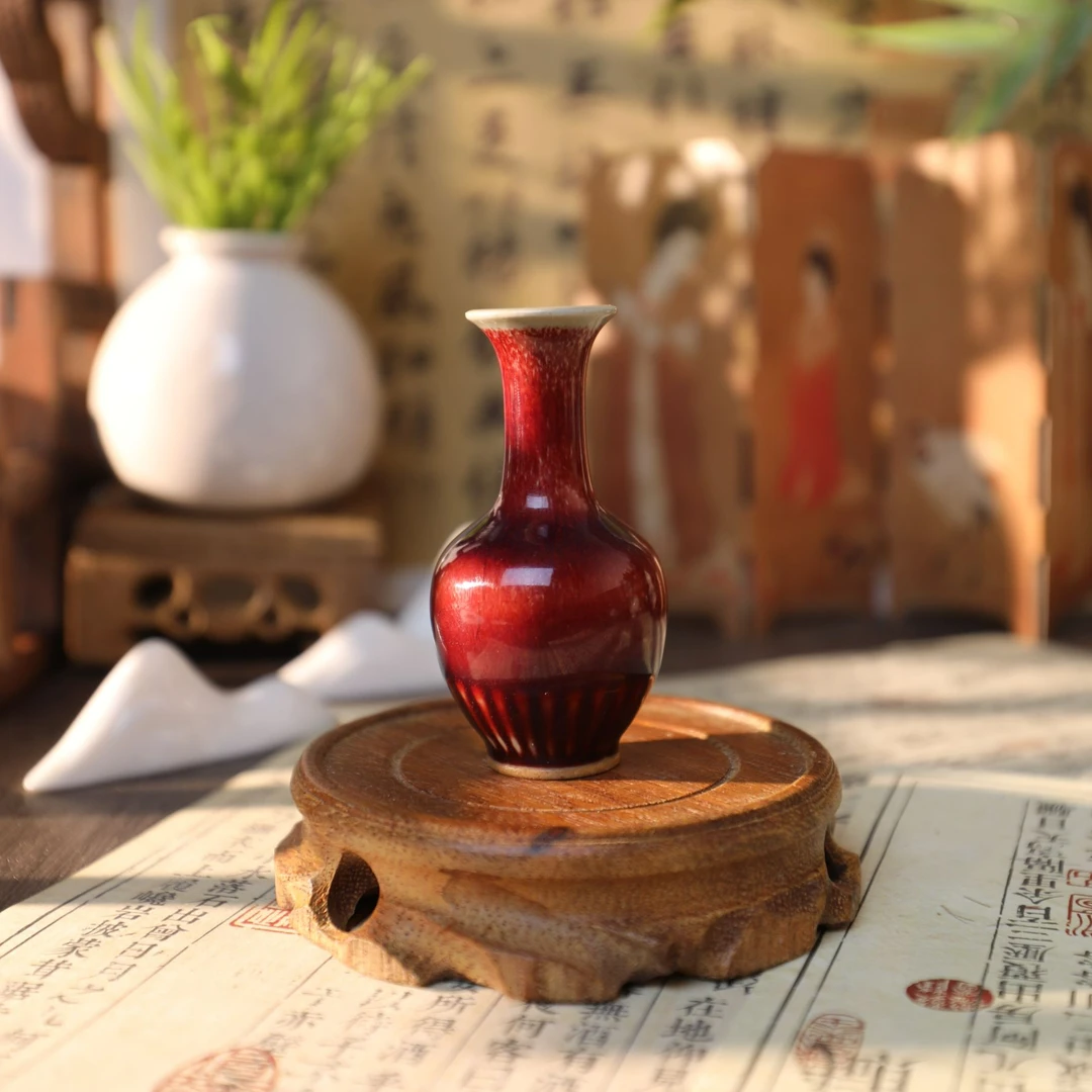 瓷韵逸品轩---钧瓷文创丹釉雅瓶