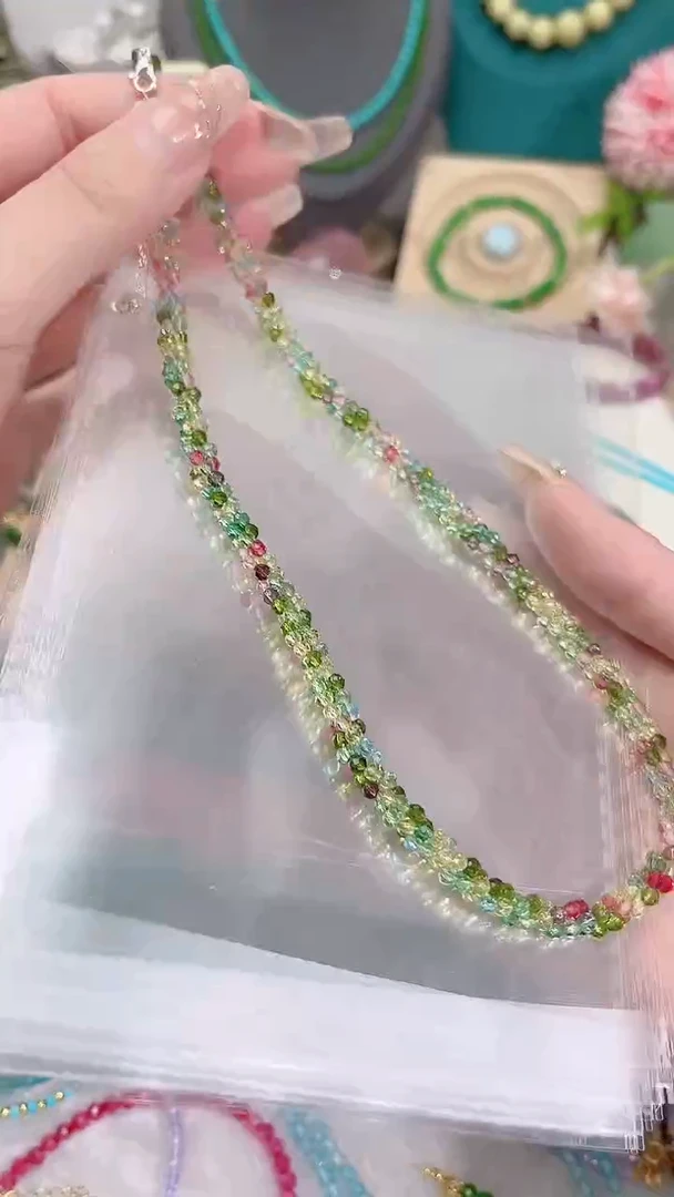 银S925镶嵌颈饰尖晶石彩麻花39.9