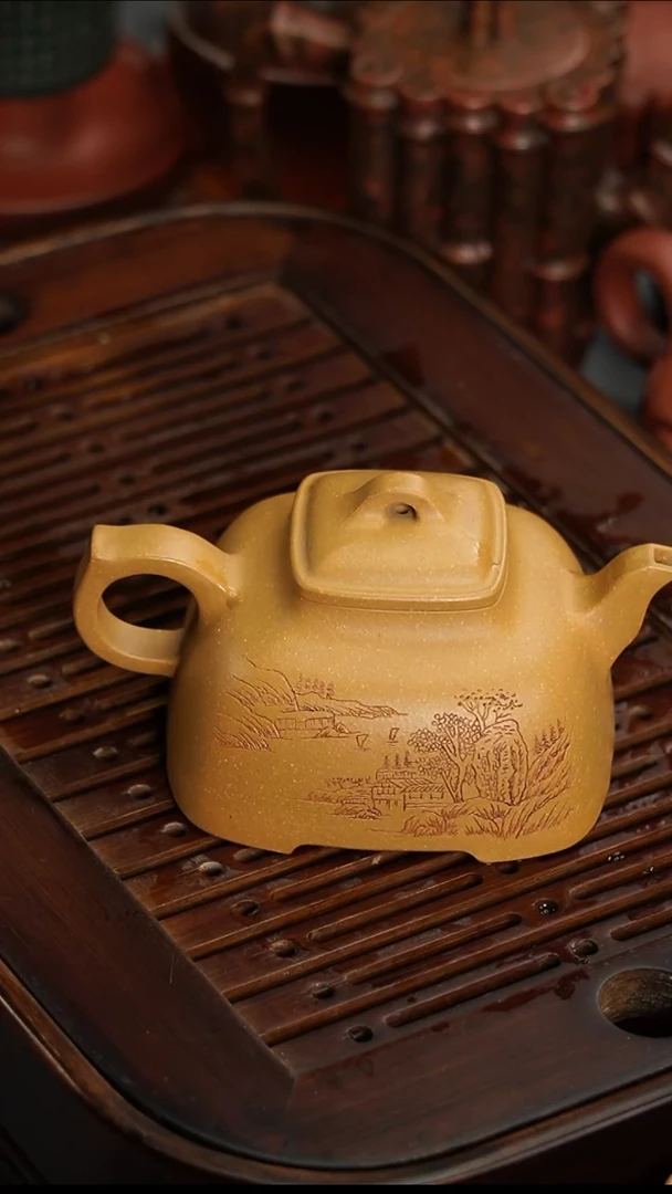 茶壶紫砂宜兴紫砂黄金段孤棱
