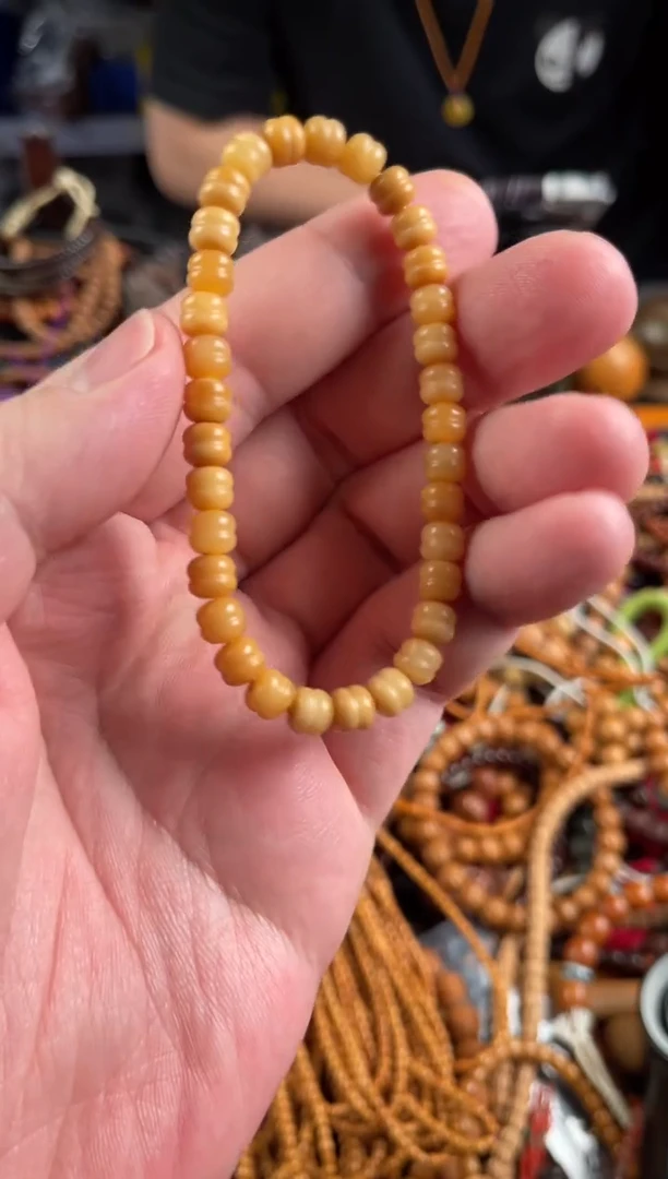 吊坠白玉菩提王胖子文玩工作室龙脊小柿子46.6