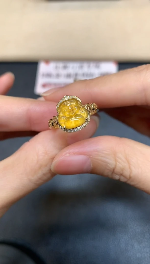 翡翠戒指18K金镶嵌【无鉴赏期】