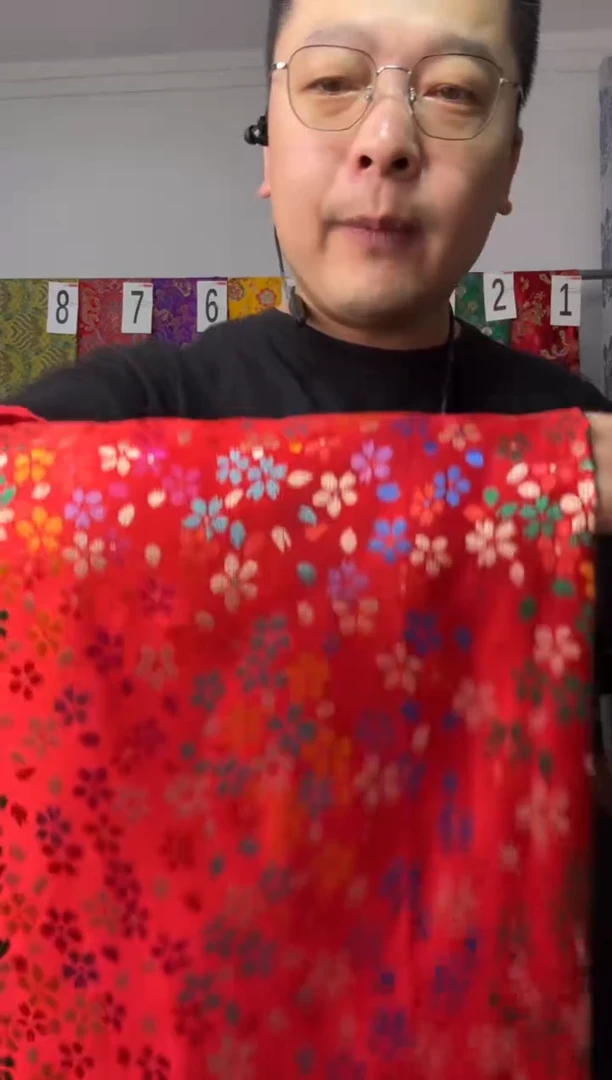 混纺织锦缎长60公分 宽90