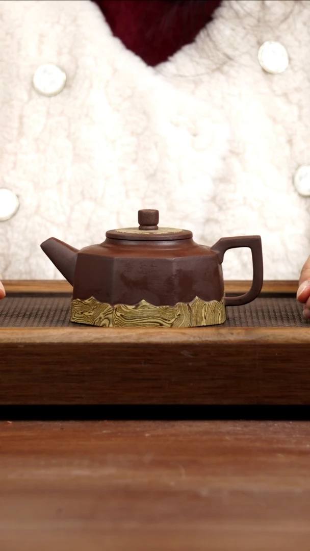 【闪购商品】紫砂茶壶底槽青八方井栏270CC