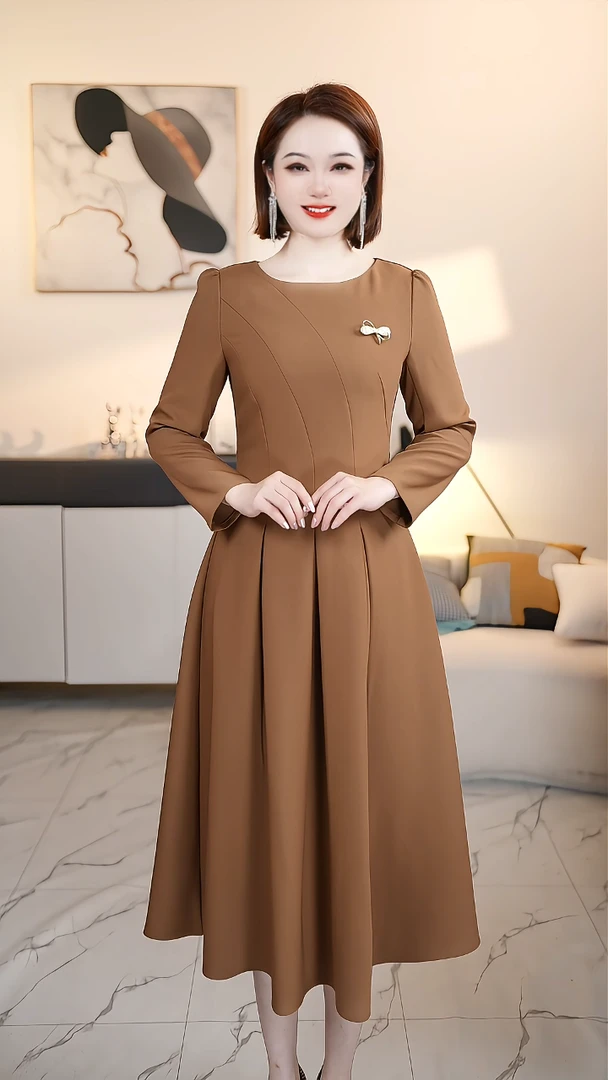 【深圳薇姐清仓】A原创高端大码显瘦气质连衣裙送胸针 8825