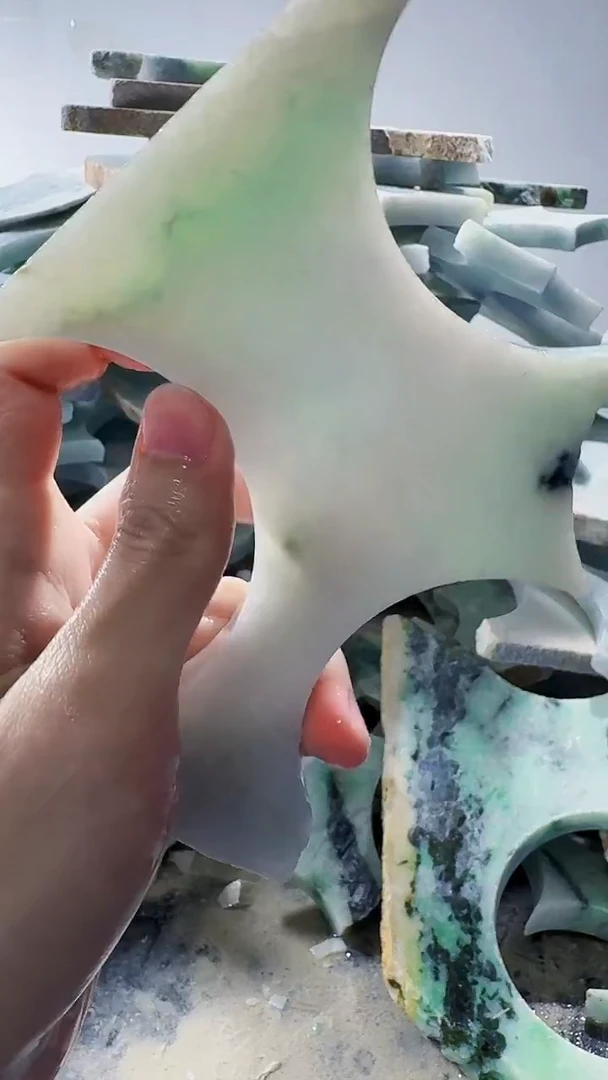 裸石翡翠缅甸翡翠A货文6895