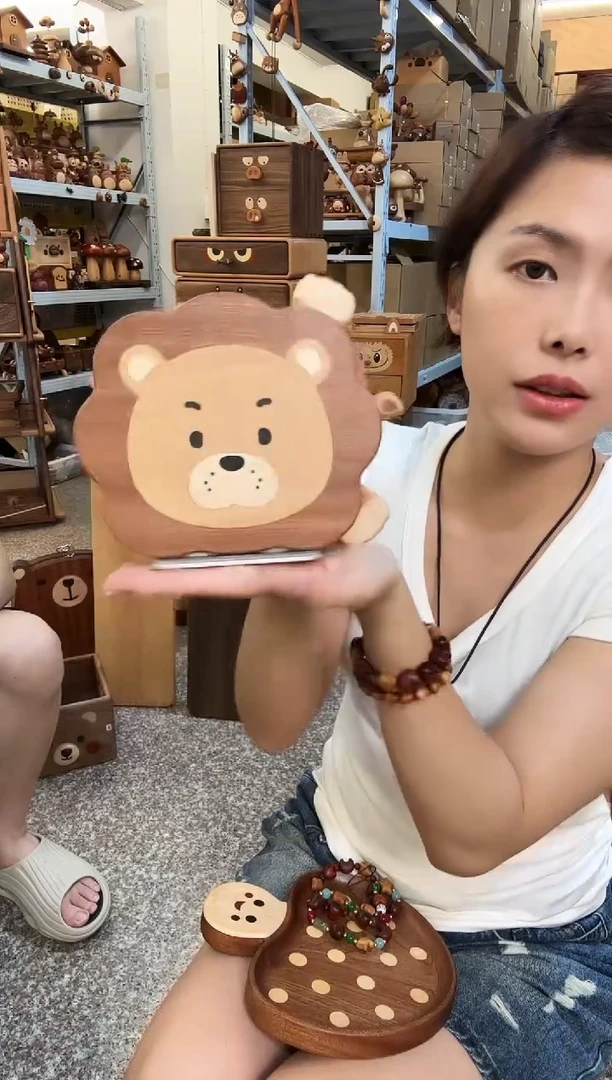 木瑕疵狮子平板支架