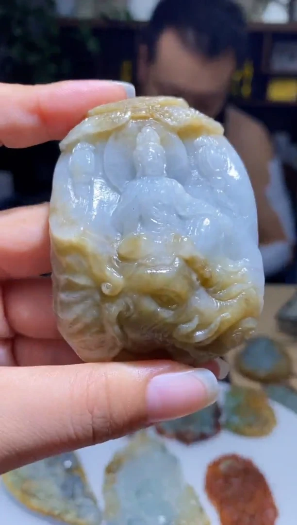 未镶嵌定制翡翠挂件