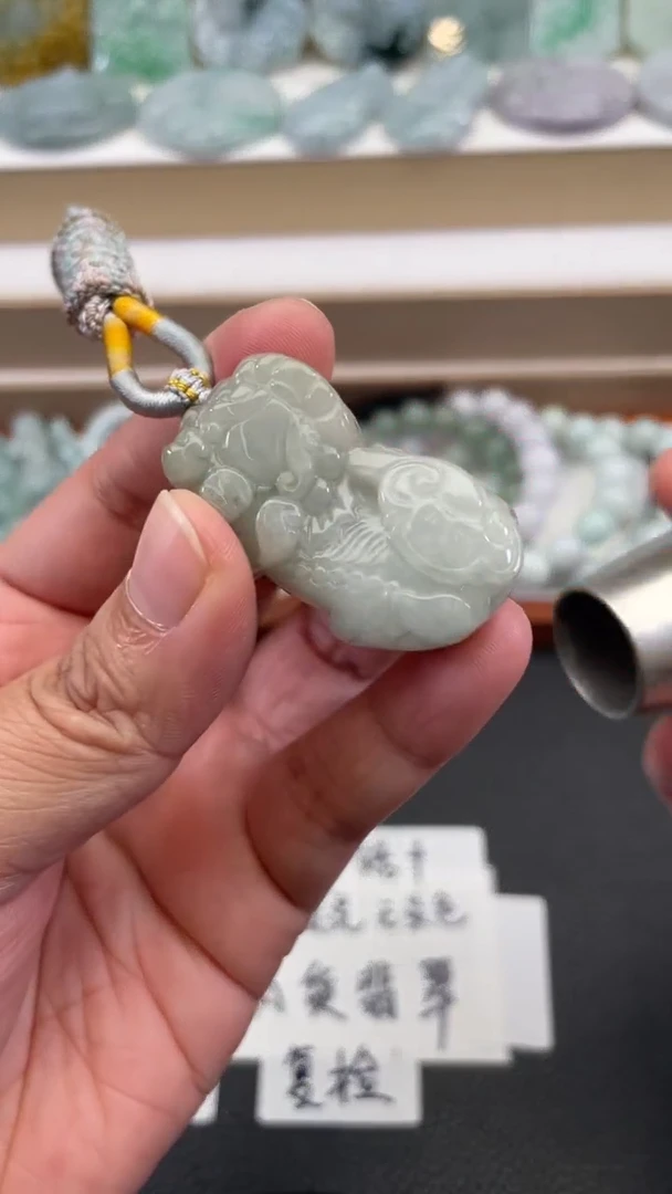 颈饰未镶嵌翡翠天然缅甸翡翠A货79