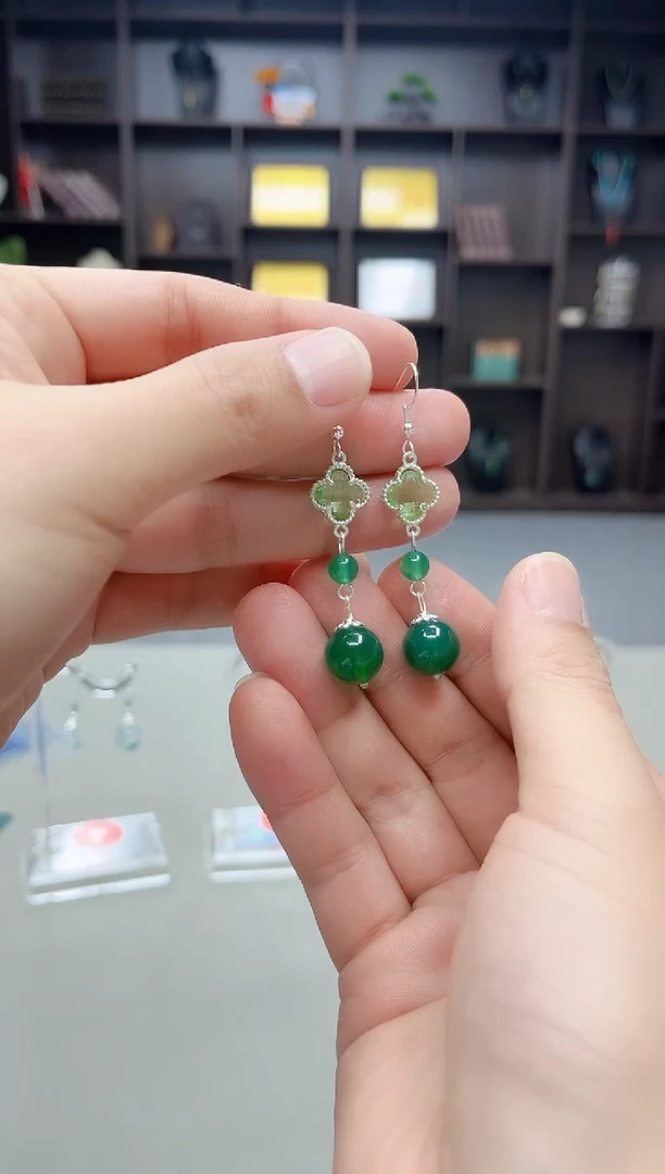 未镶嵌耳饰玛瑙/玉髓705000