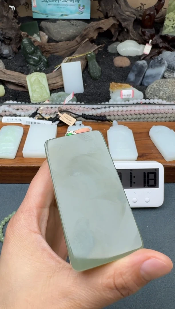 和田玉未镶嵌颈饰2