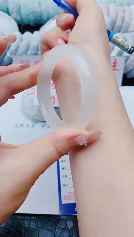 未镶嵌手镯石英质玉x247+55-56-57