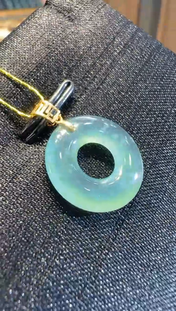 【闪购商品】翡翠吊坠(不含链)18K金镶嵌多样性发货一件