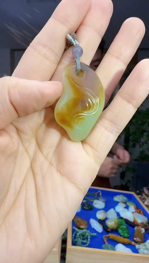 未镶嵌和田玉挂件拍一发一
