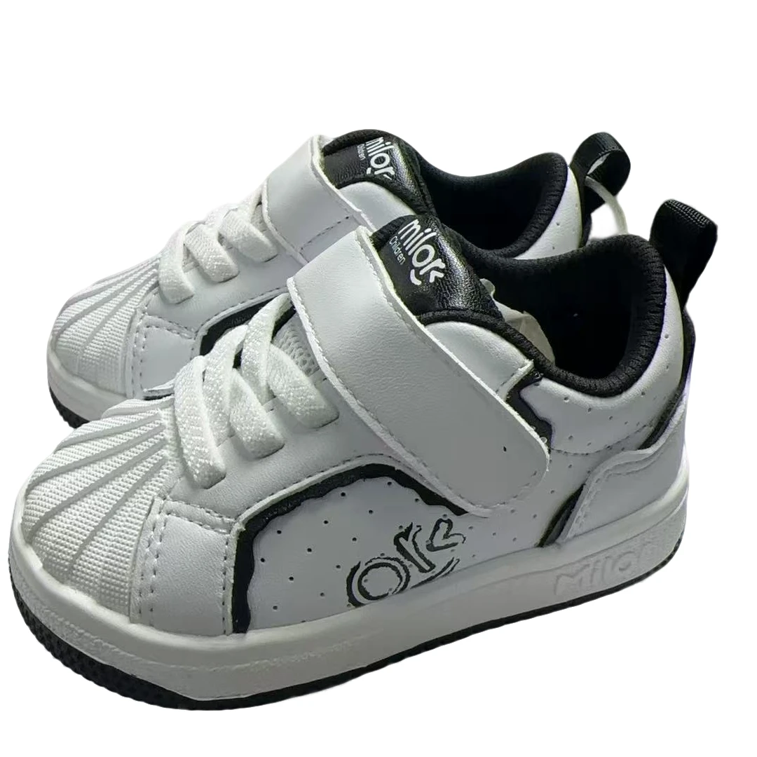 6833婴童稳步鞋儿童服饰