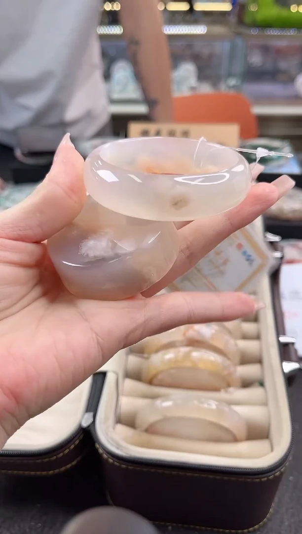 未镶嵌手镯石英质玉52圈口 （赠品镯心）3567043