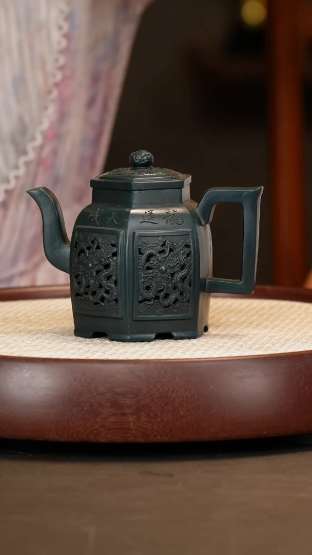 茶壶紫砂【邵忠源】绿泥龙腾四海   350CC