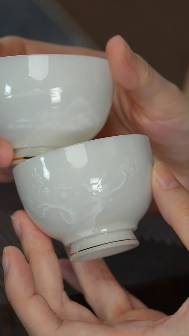 【冰种眉梢山水小杯对杯】【9西泠礼盒】