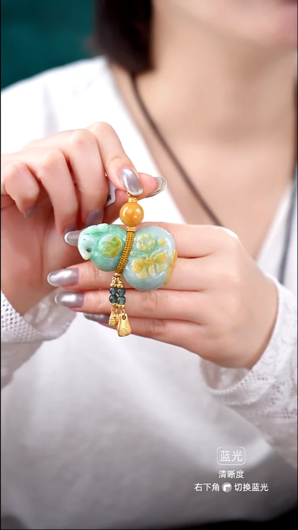 颈饰未镶嵌翡翠吊坠19